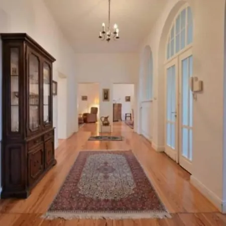 Weisse 1 Apartment